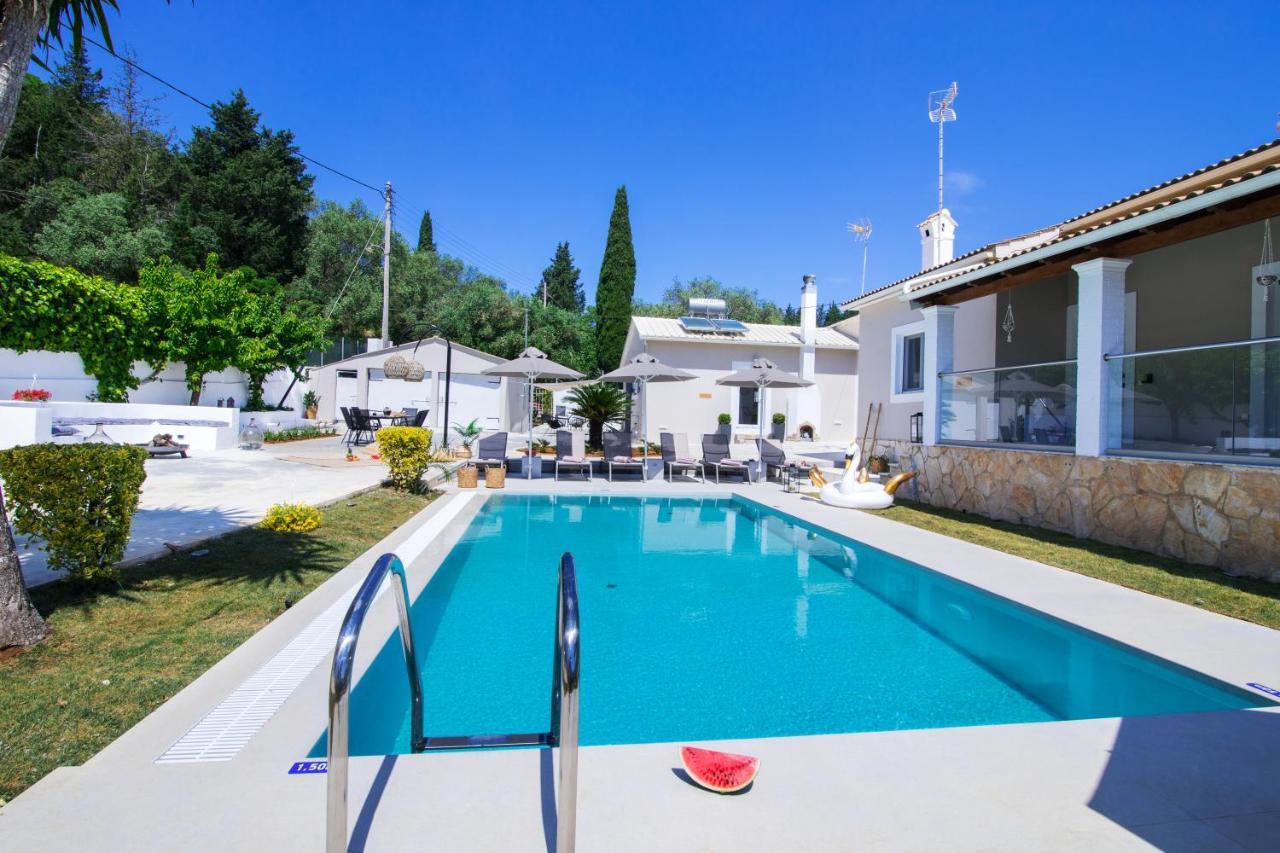 Grande Terra Villas With Swimming Pool Spartylas المظهر الخارجي الصورة